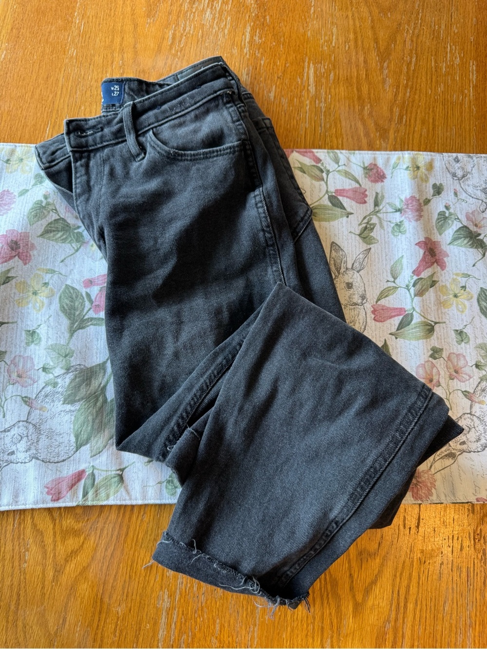 Hollister Straight Leg Jeans in Black